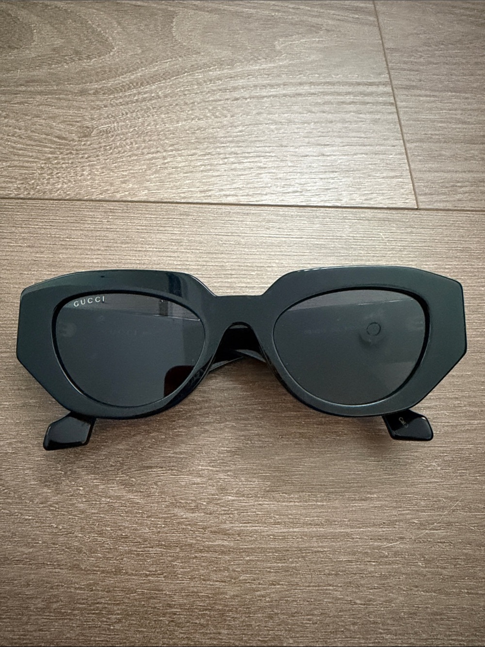 Gucci Black Angular Cat-Eye Sunglasses